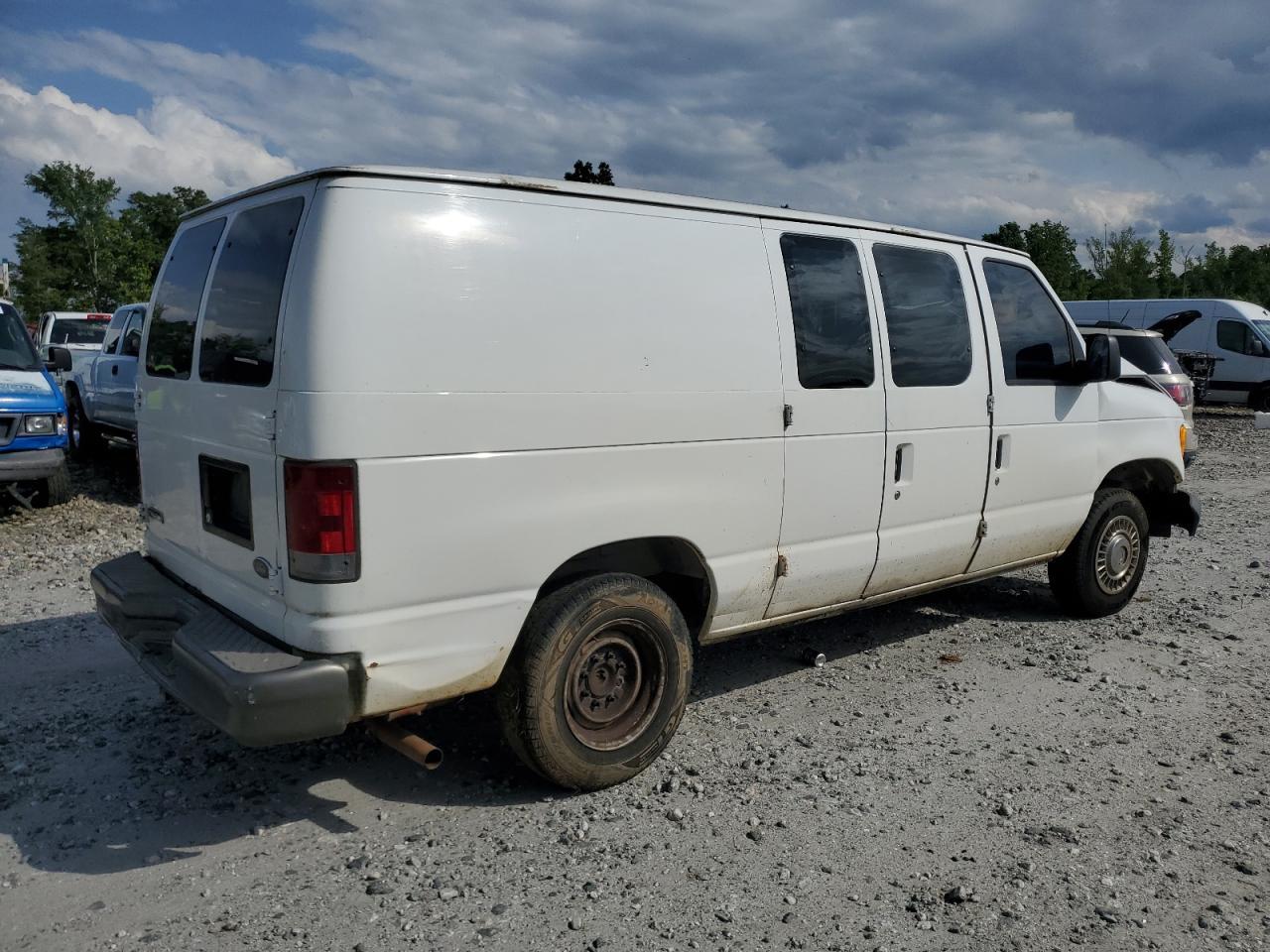 2007 Ford Econoline E150 Van - Фото 3