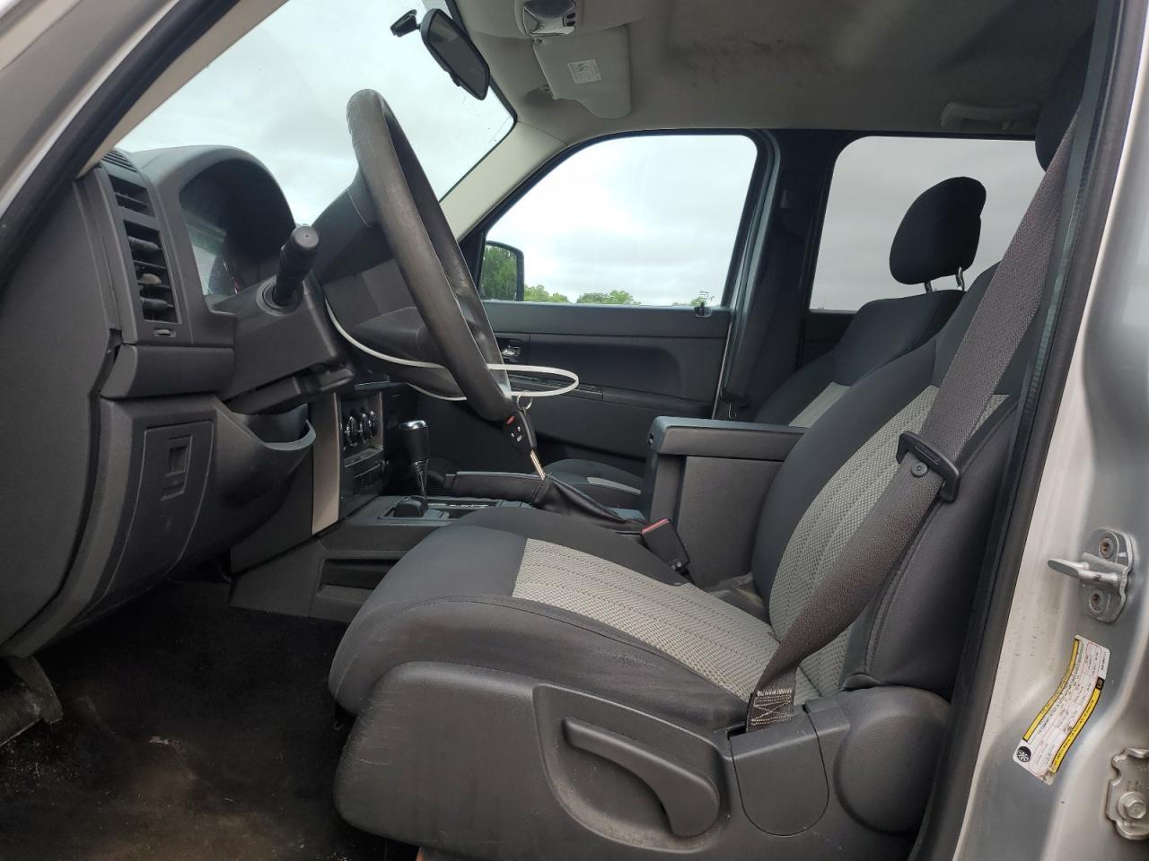 2010 Jeep Liberty Sport - Фото 7