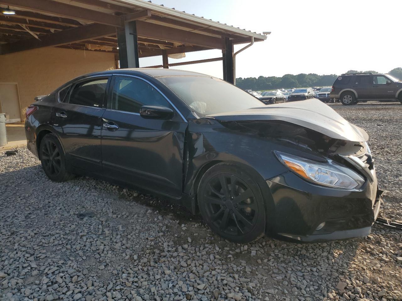 2017 Nissan Altima 2.5 - Фото 7