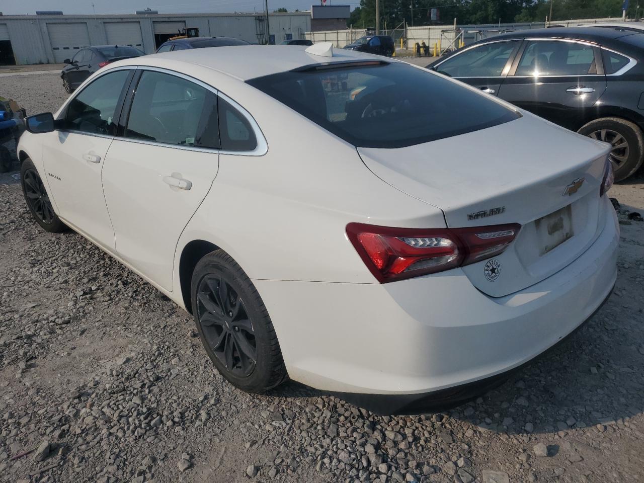 2020 Chevrolet Malibu Lt - Image 2