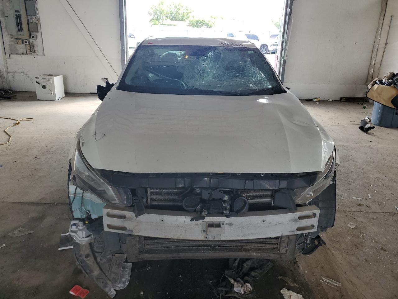 2020 Nissan Altima Sr - Image 5