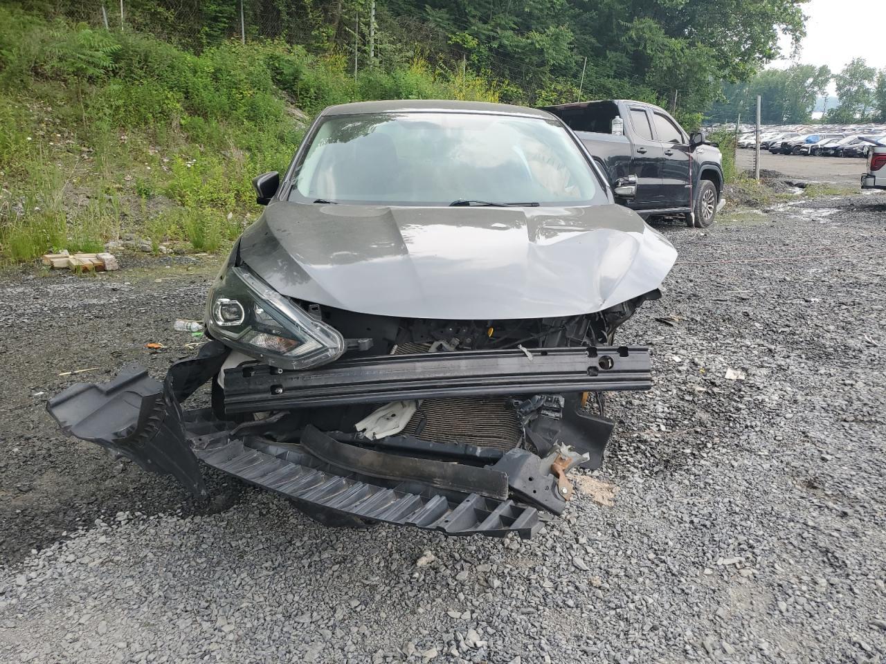 2019 Nissan Sentra S - Image 5