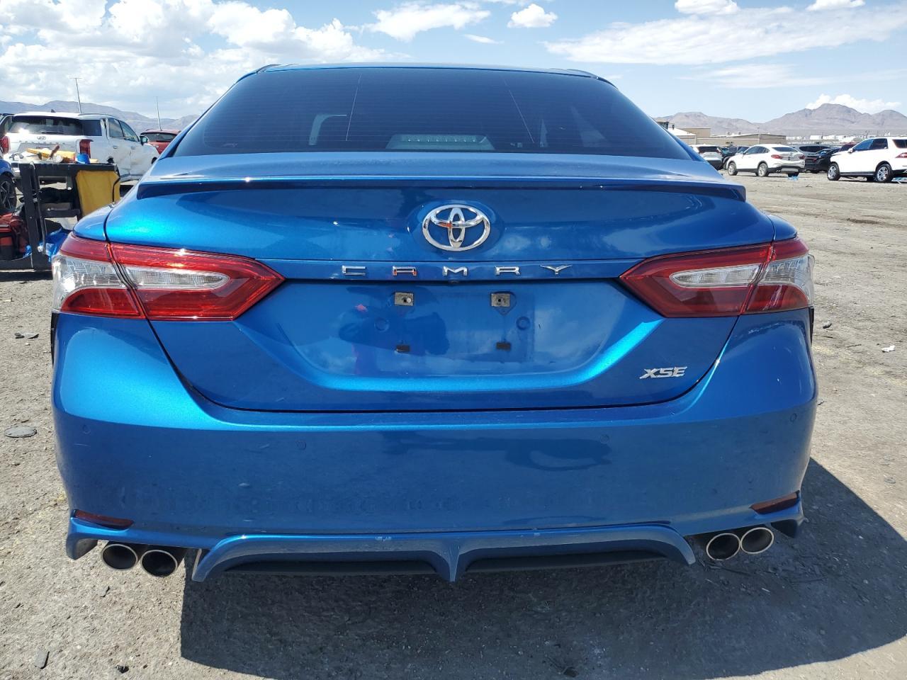 2018 Toyota Camry Xse - Image 6