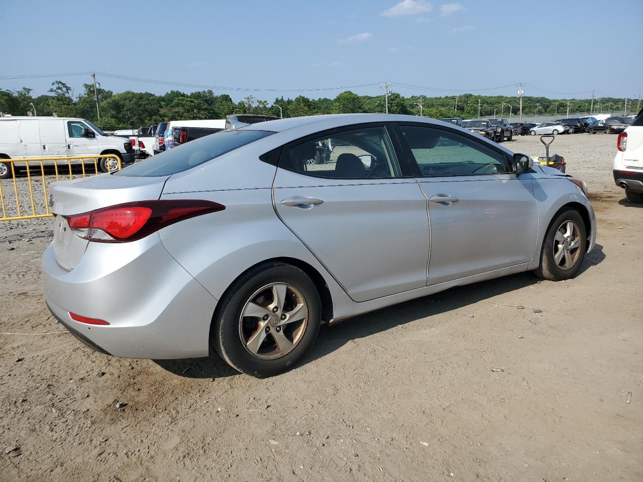 2014 Hyundai Elantra Se - Фото 3