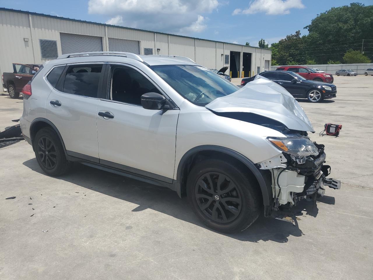2017 Nissan Rogue S - Image 4