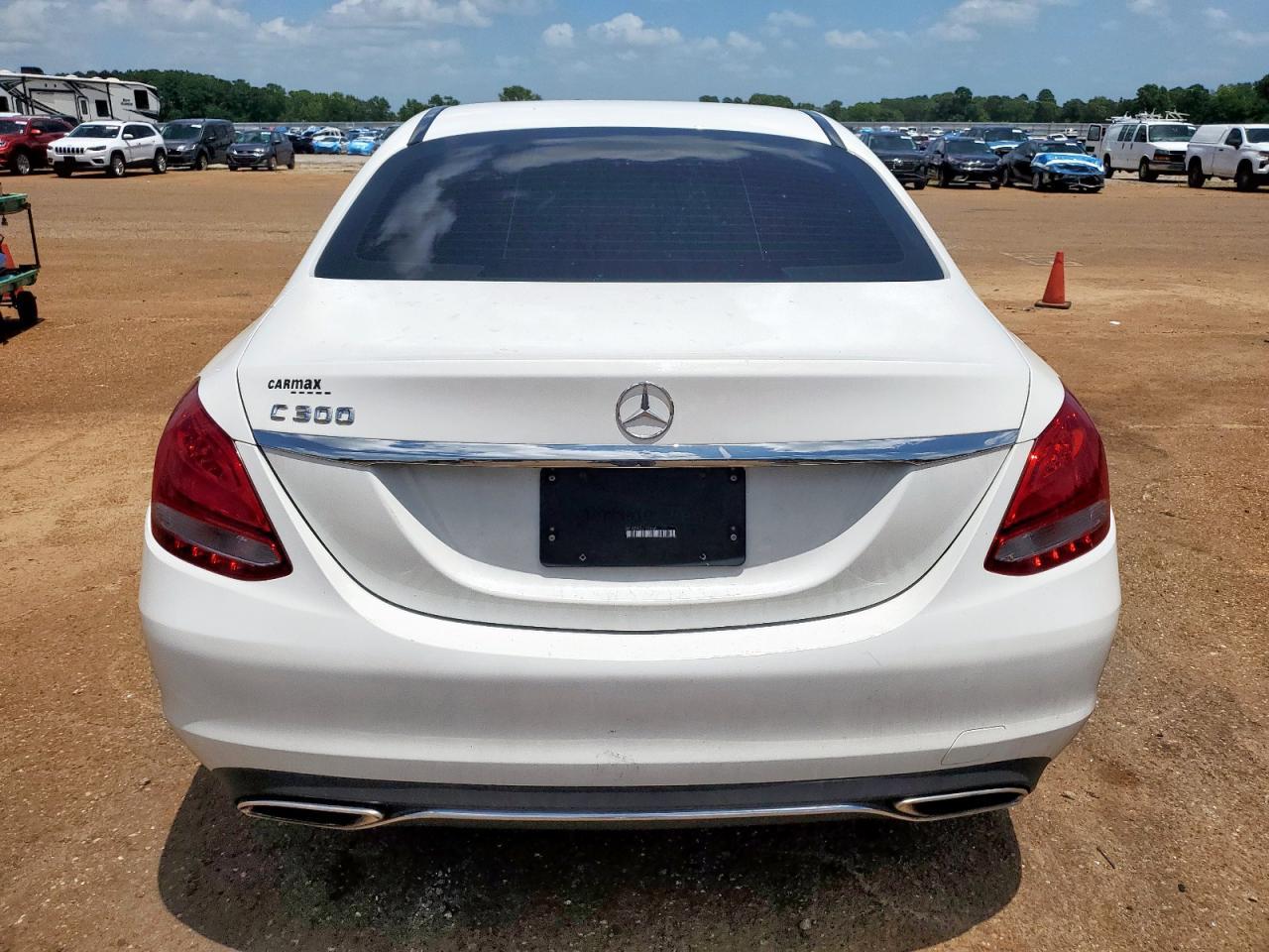 2016 Mercedes-Benz C 300 - Фото 6