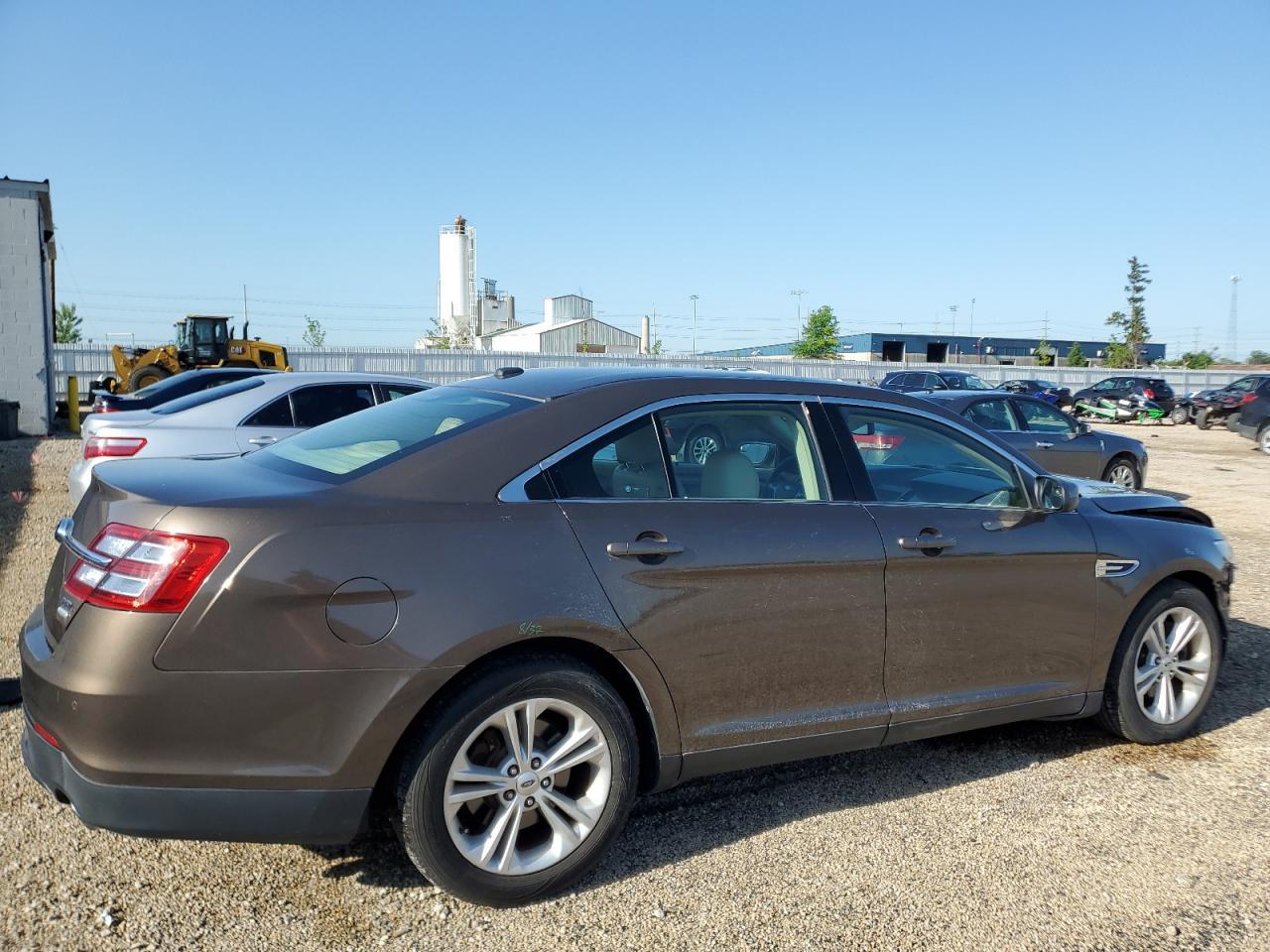 2015 Ford Taurus Sel - Image 3