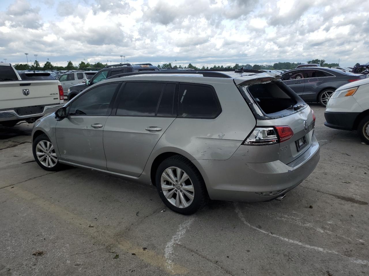 2017 Volkswagen Golf Sportwagen S - Image 2