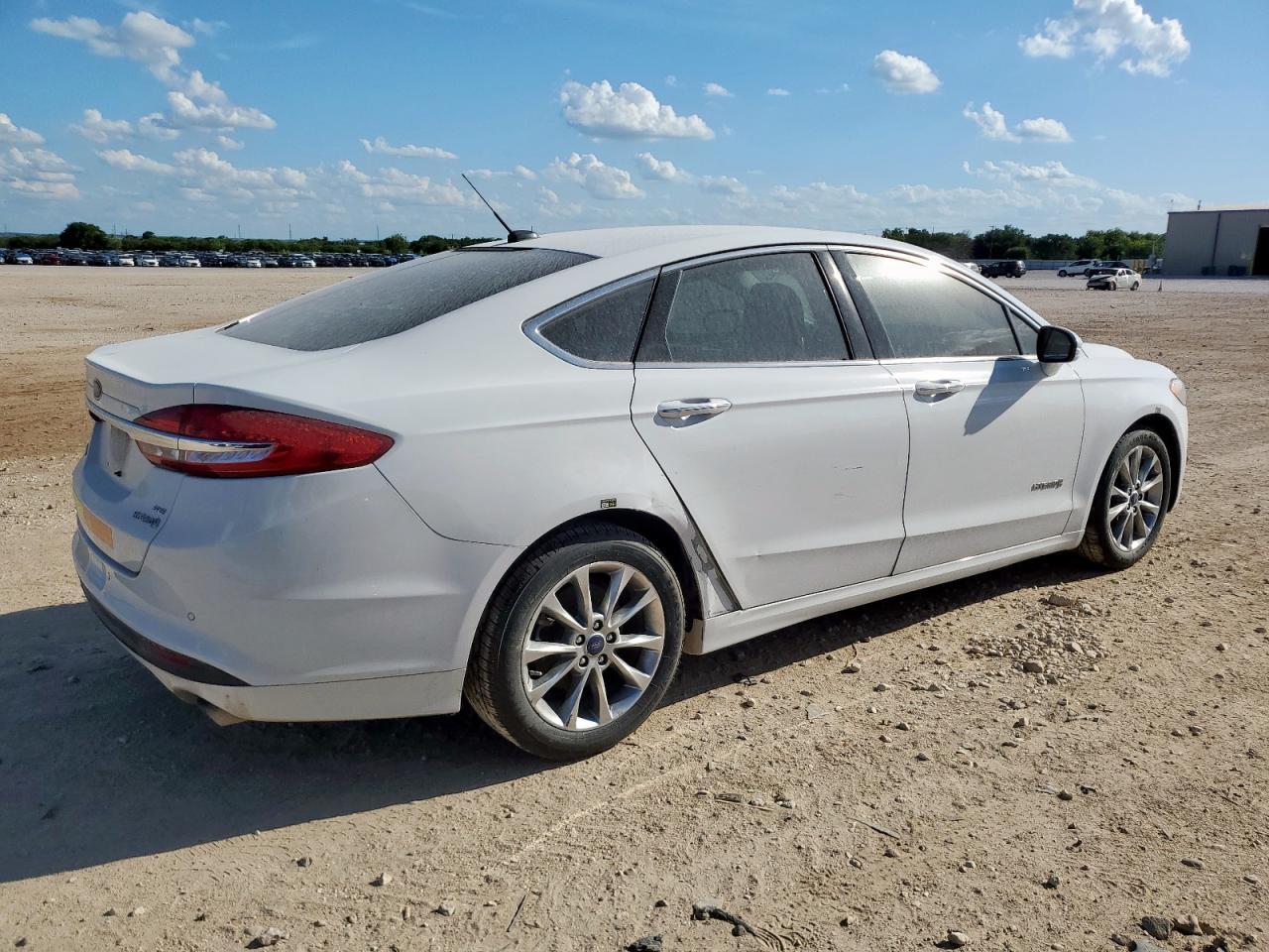 2017 Ford Fusion Se Hybrid - Image 3
