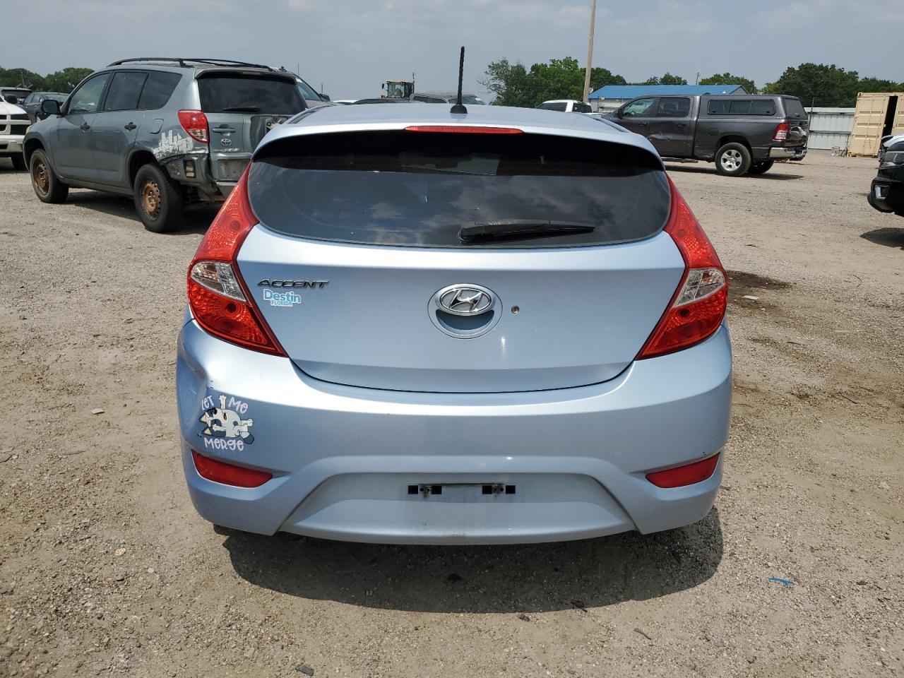 2012 Hyundai Accent Gls - Фото 6