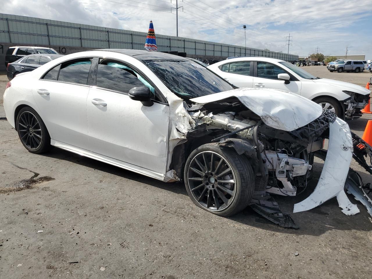 2023 Mercedes-Benz Cla 250 4Matic - Фото 4