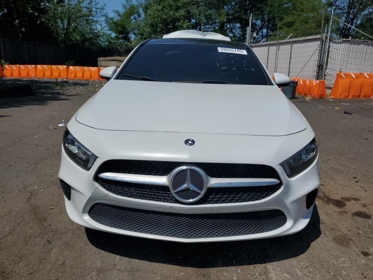 2020 Mercedes-Benz A 220 4Matic - Фото 5