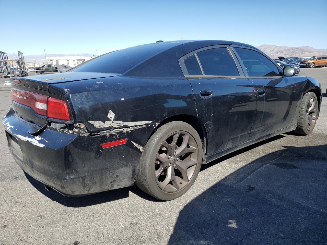 2012 Dodge Charger Sxt - Image 3