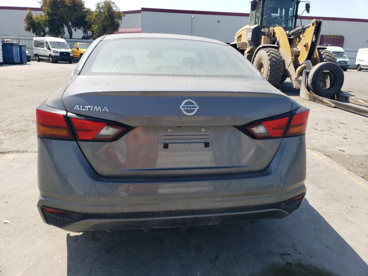 2022 Nissan Altima S - Фото 6