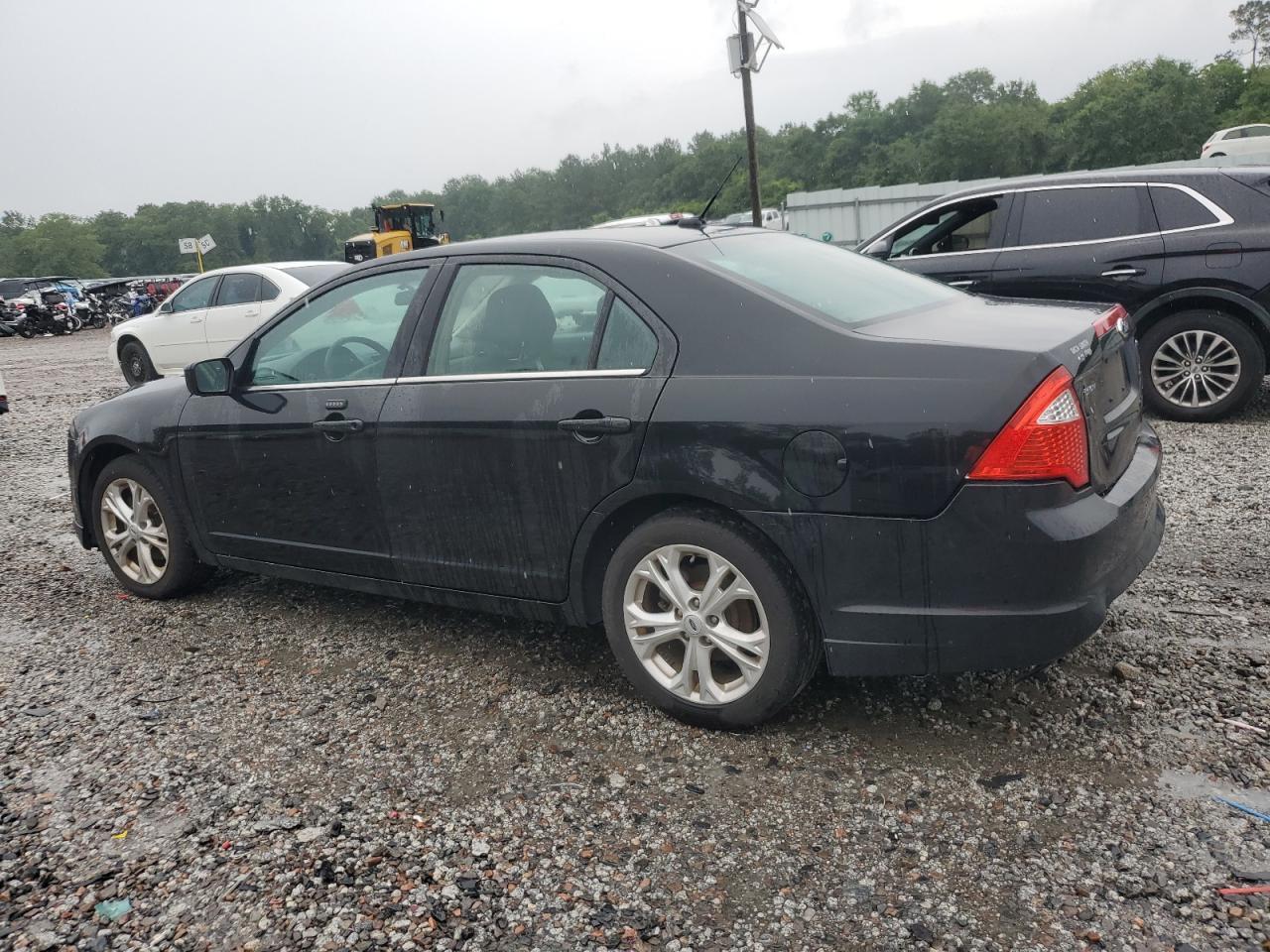 2012 Ford Fusion Se - Image 2