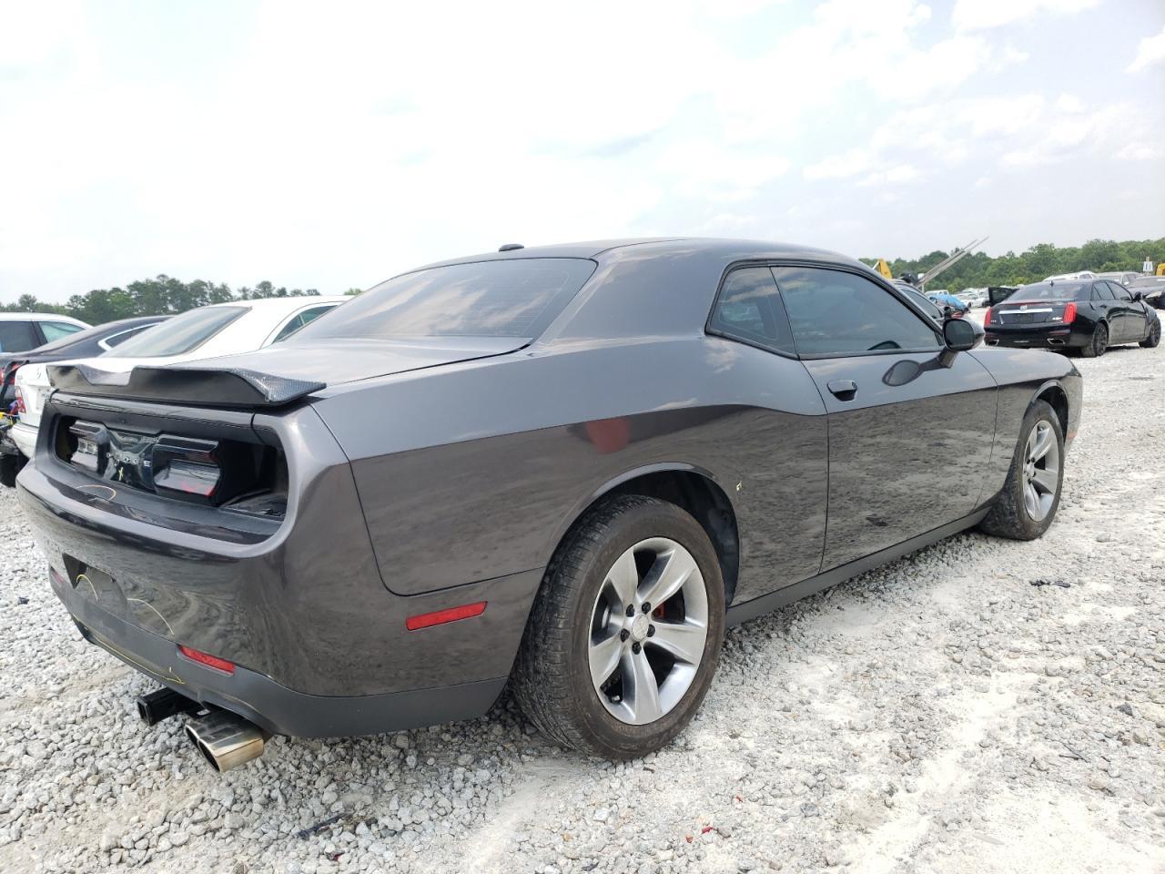 2016 Dodge Challenger Sxt - Image 3