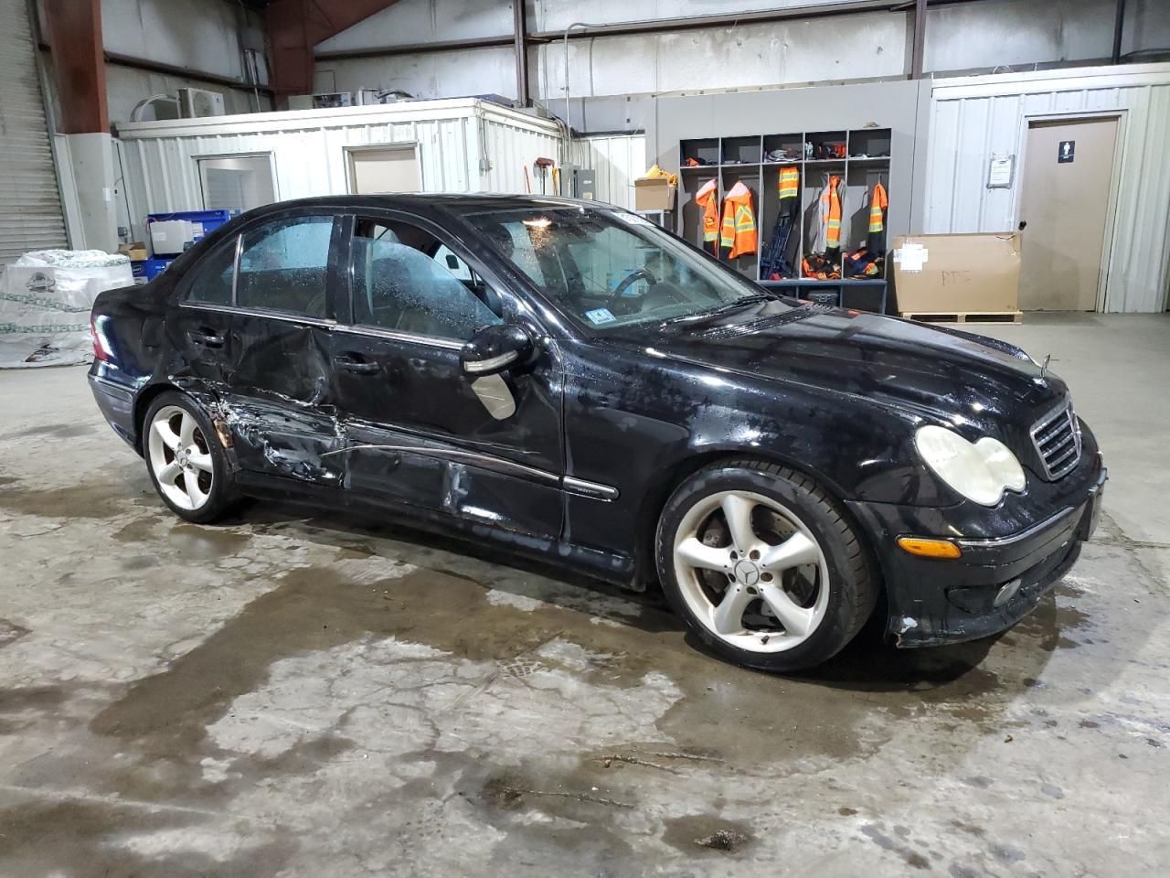 2005 Mercedes-Benz C 320 - Фото 4