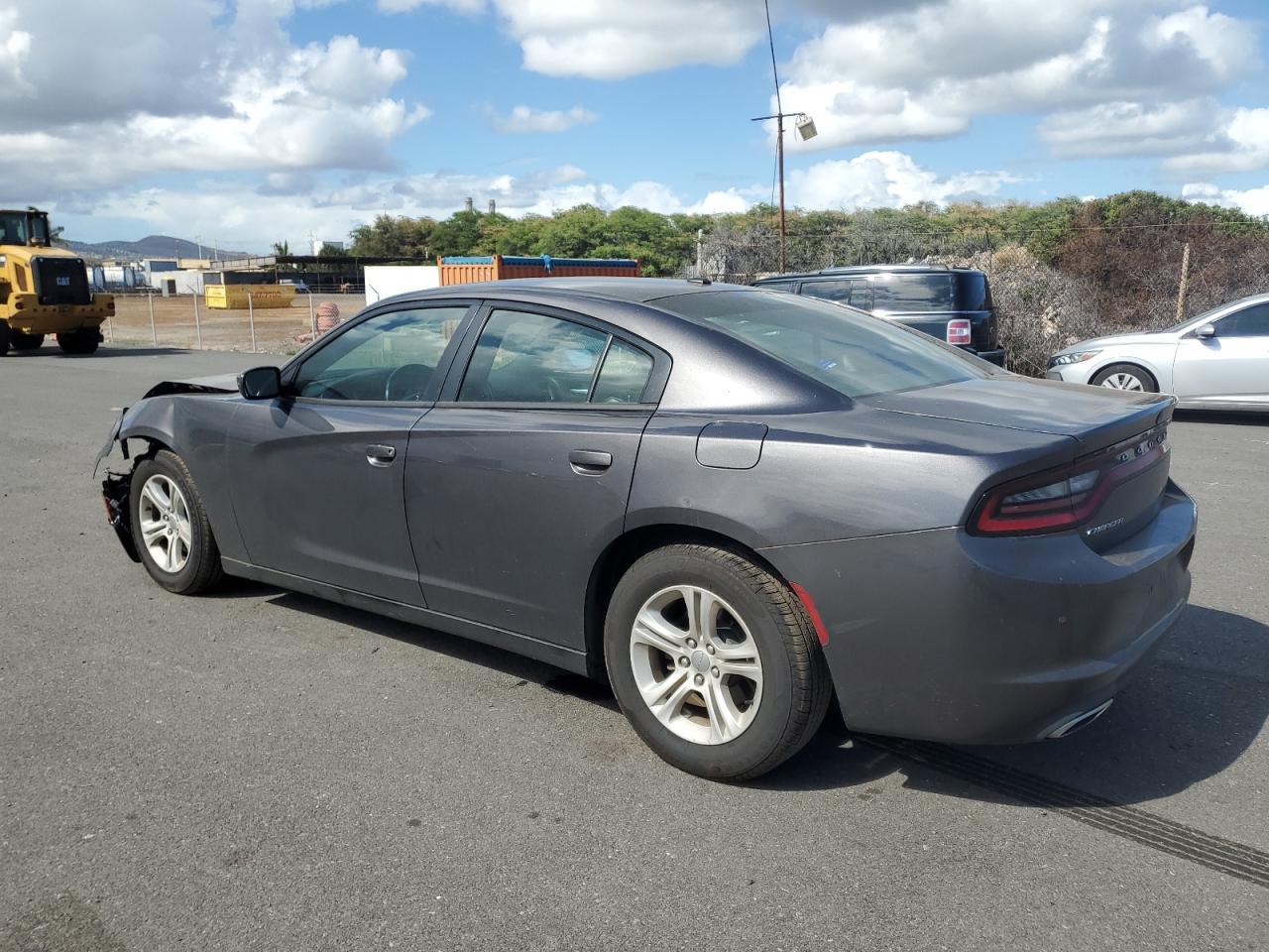 2019 Dodge Charger Sxt - Image 2
