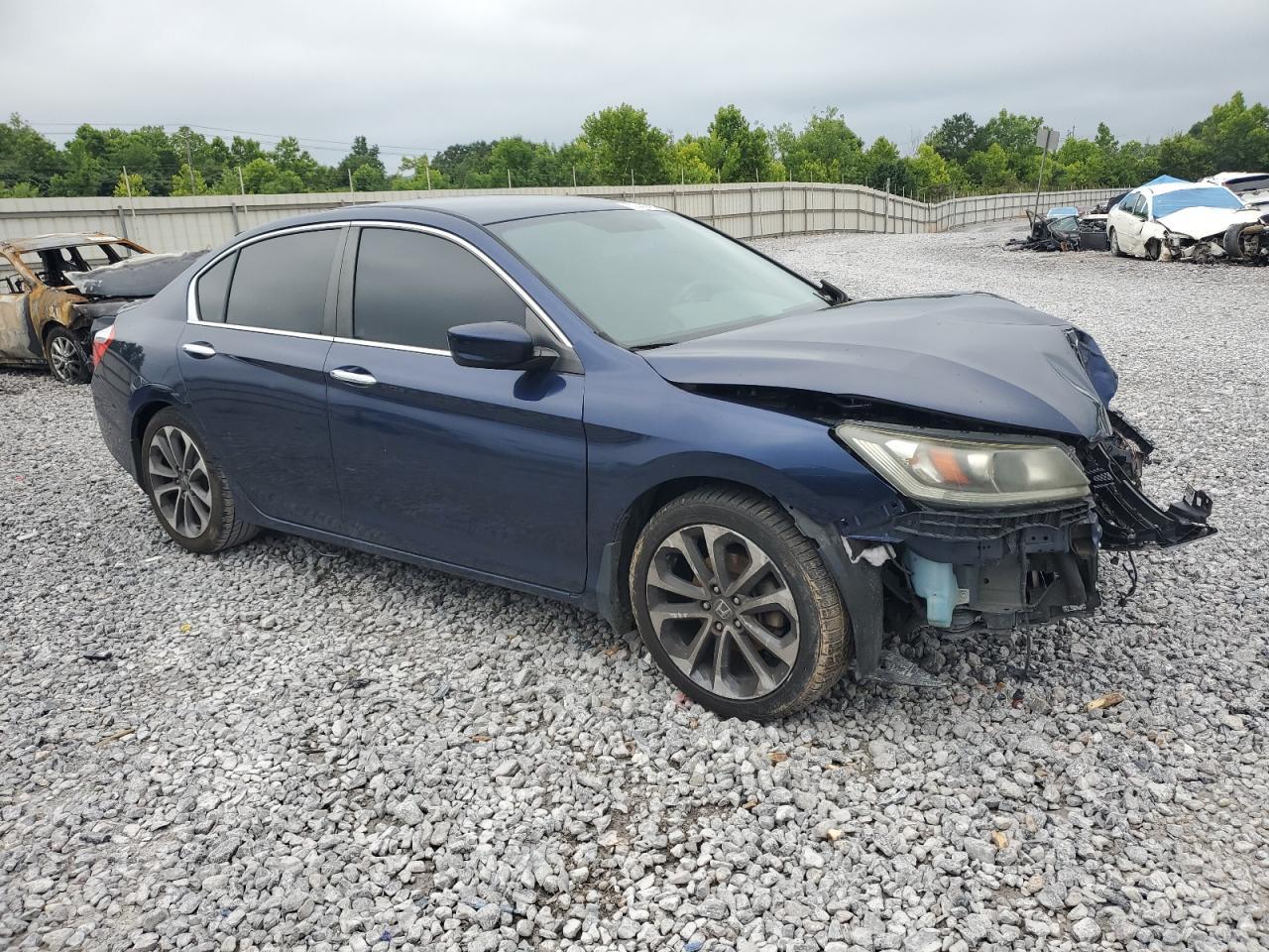 2015 Honda Accord Sport - Image 4