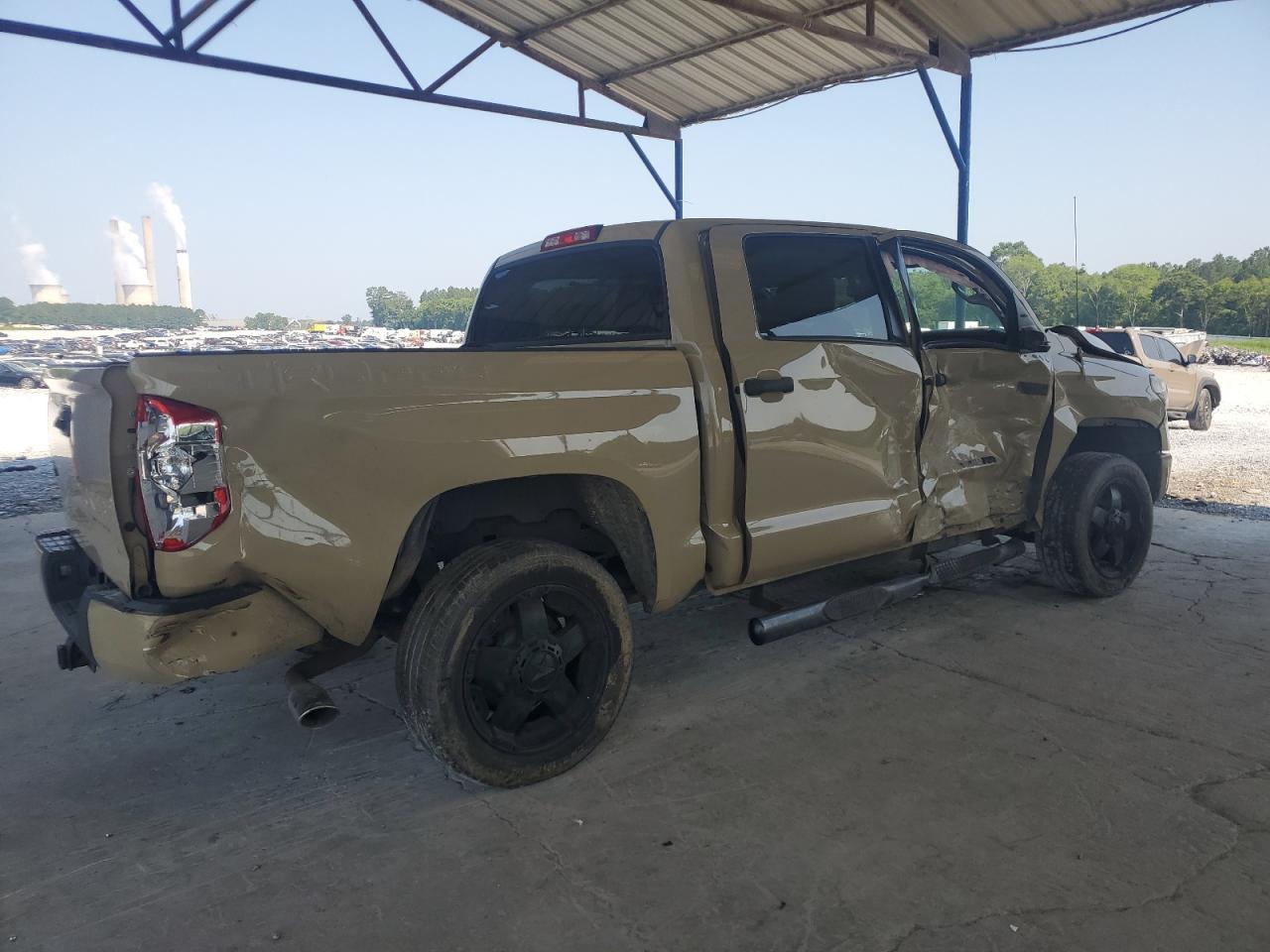 2016 Toyota Tundra Crewmax Sr5 - Image 3