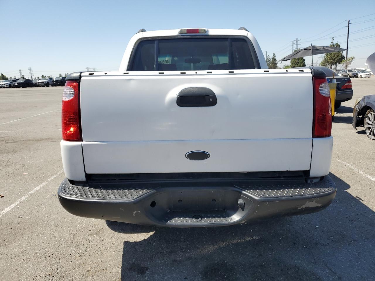 2002 Ford Explorer Sport Trac - Image 6