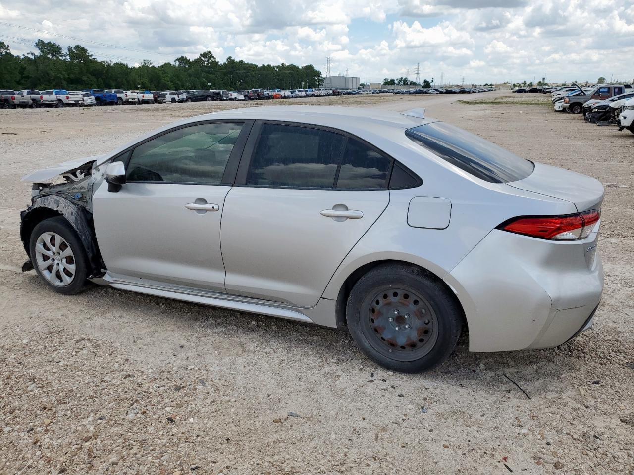 2021 Toyota Corolla Le - Image 2