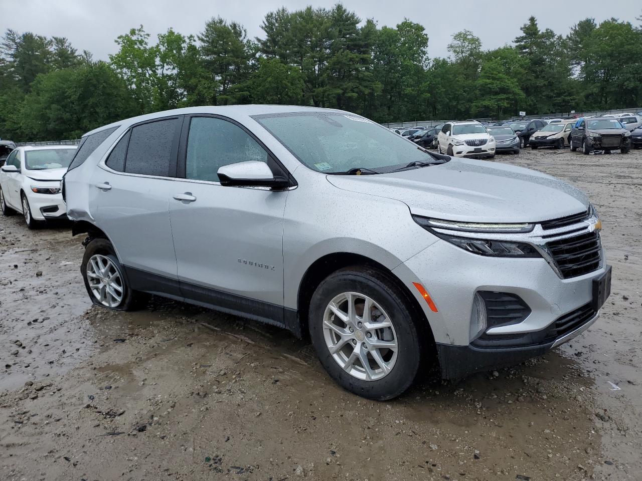 2022 Chevrolet Equinox Lt - Image 4