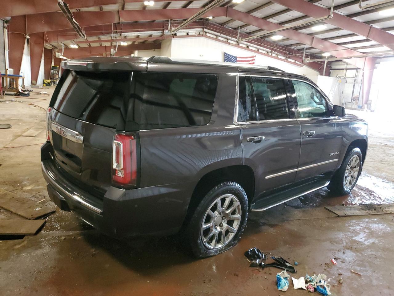 2015 GMC Yukon Denali - Image 3