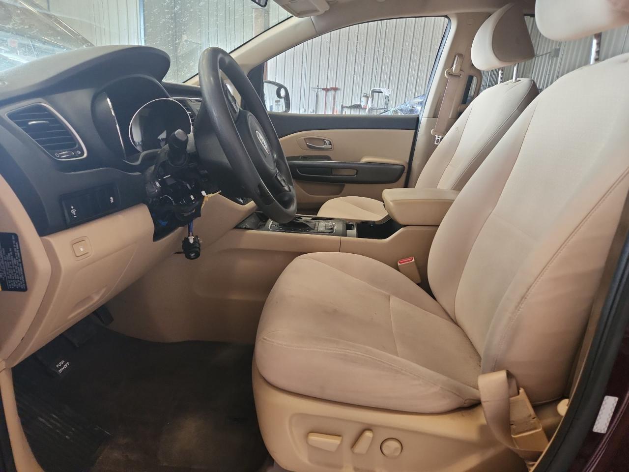 2016 Kia Sedona Lx - Фото 7