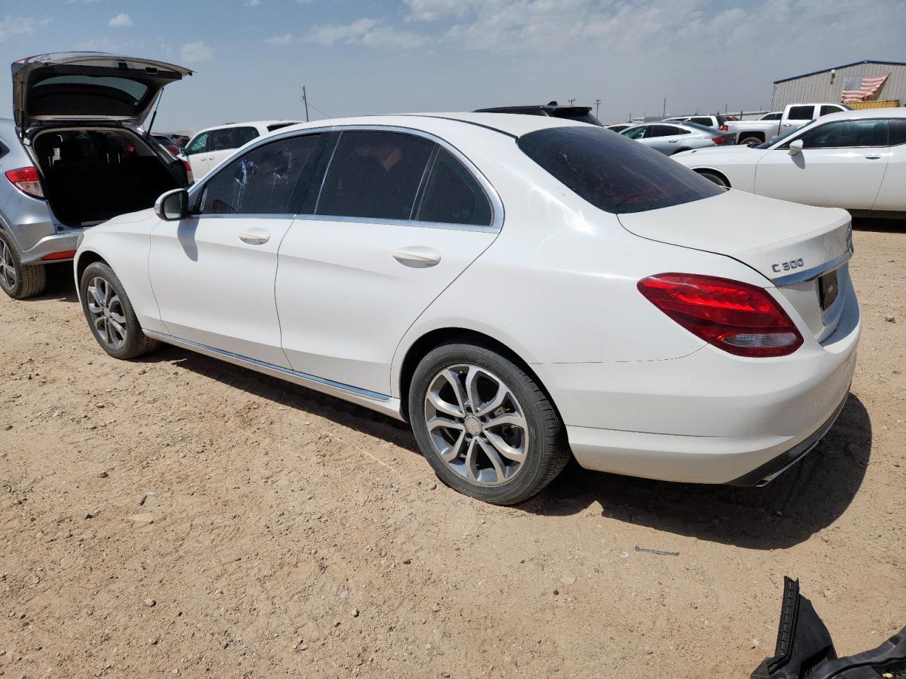 2015 Mercedes-Benz C 300 4Matic - Фото 2