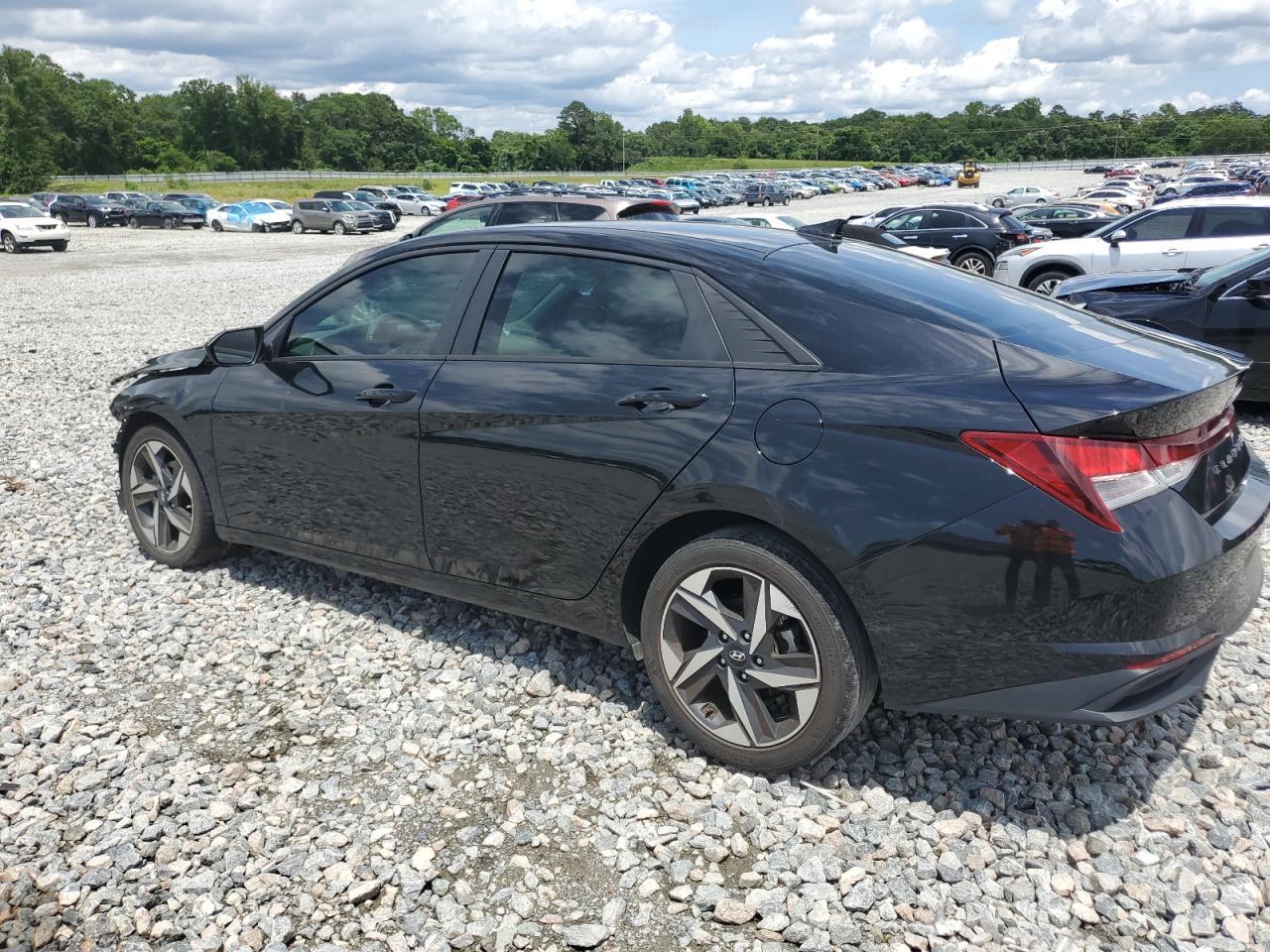 2023 Hyundai Elantra Sel - Фото 2