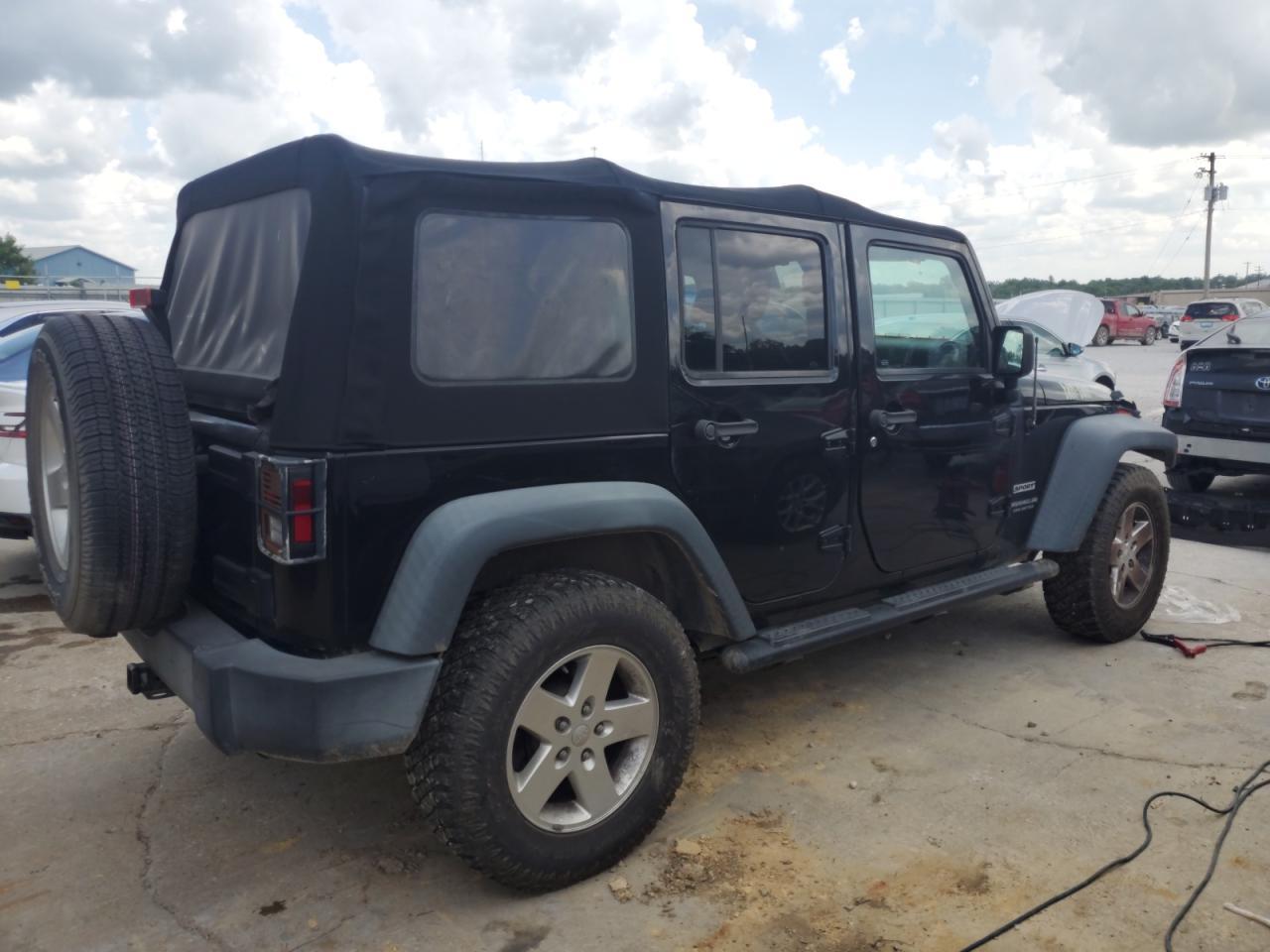 2016 Jeep Wrangler Unlimited Sport - Фото 3