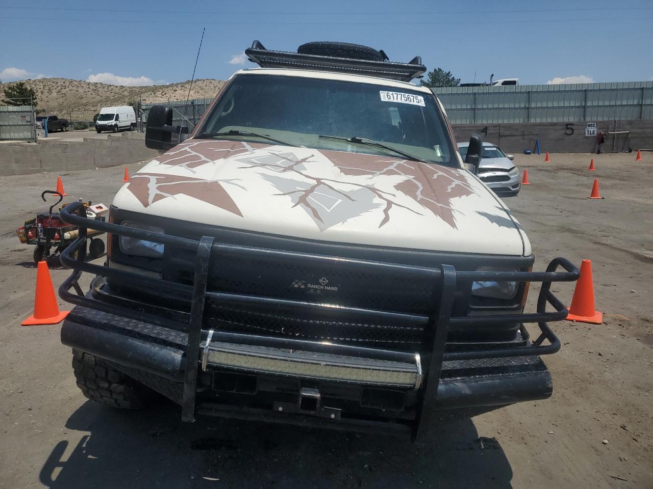 1999 Chevrolet Suburban K2500 - Фото 5