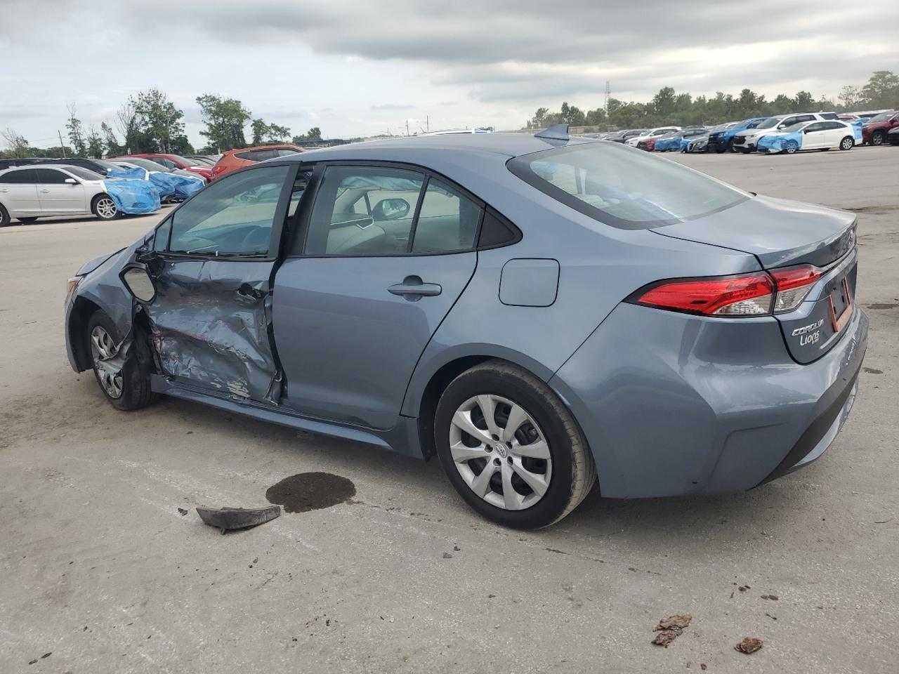 2021 Toyota Corolla Le - Фото 2