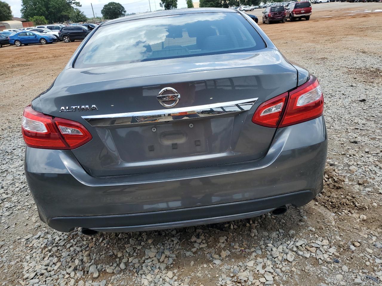 2017 Nissan Altima 2.5 - Image 6