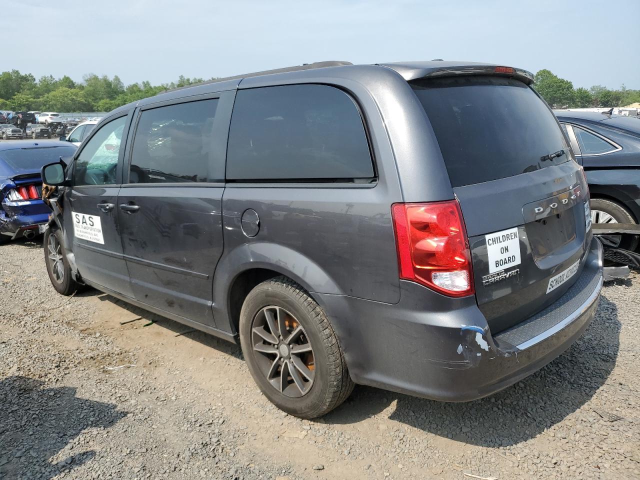 2017 Dodge Grand Caravan Gt - Фото 2