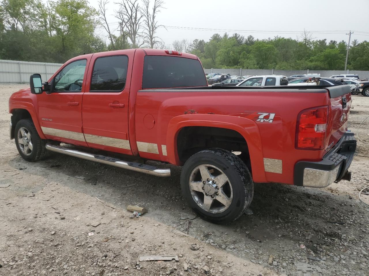 2011 Chevrolet Silverado K2500 Heavy Duty Ltz - Image 2