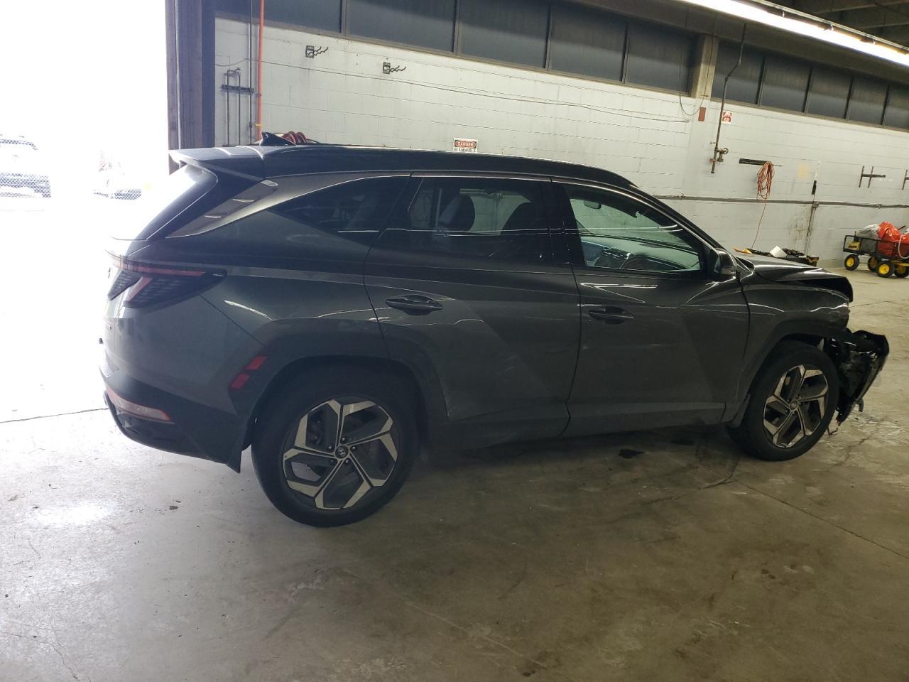2022 Hyundai Tucson Limited - Фото 3