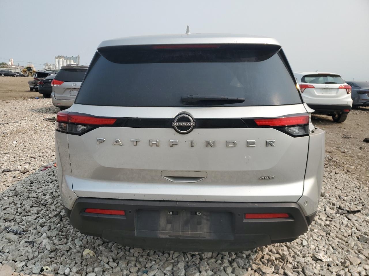 2022 Nissan Pathfinder S - Фото 6