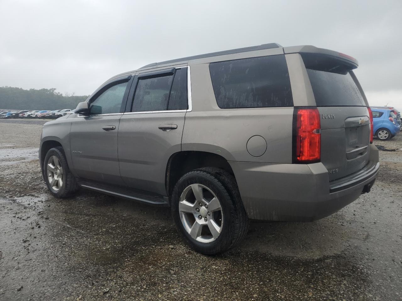 2017 Chevrolet Tahoe C1500 Ls - Фото 2