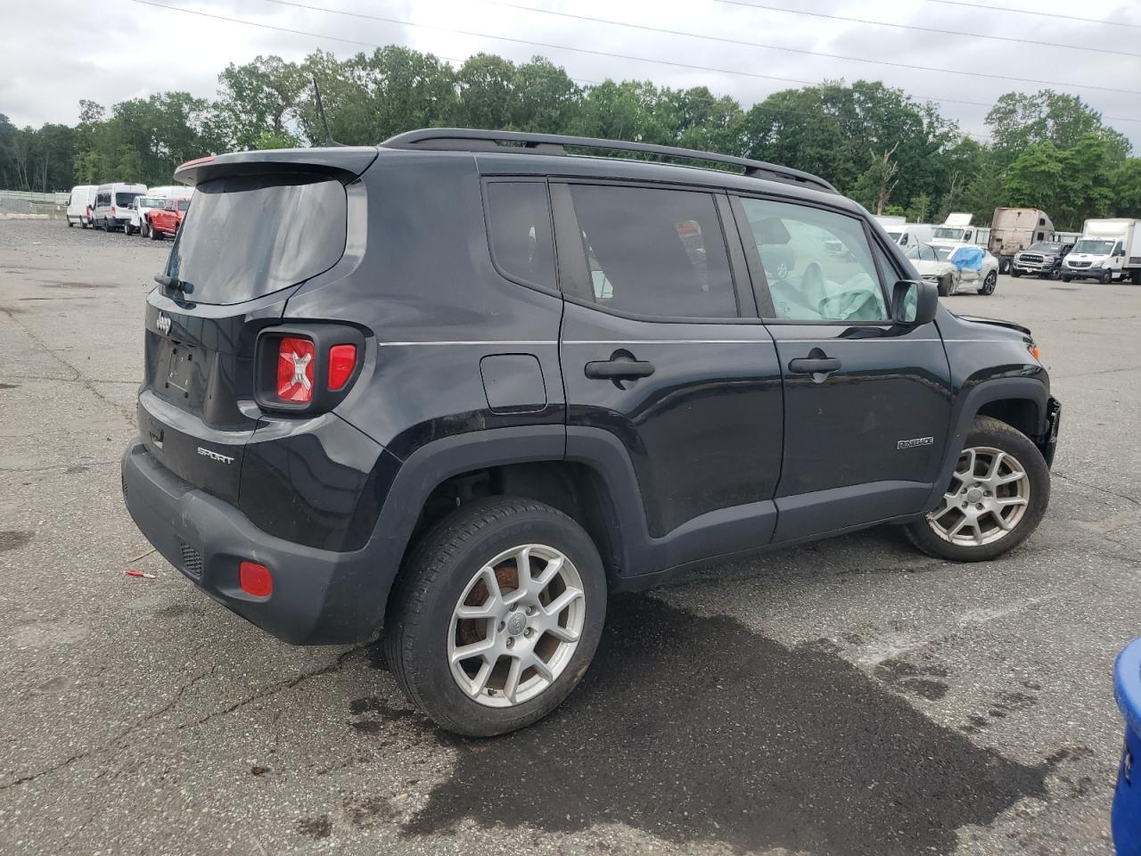 2021 Jeep Renegade Sport - Image 3