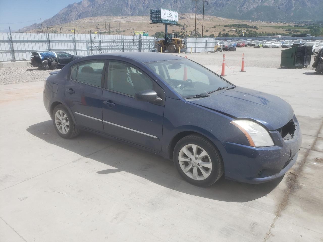 2011 Nissan Sentra 2.0 - Фото 4
