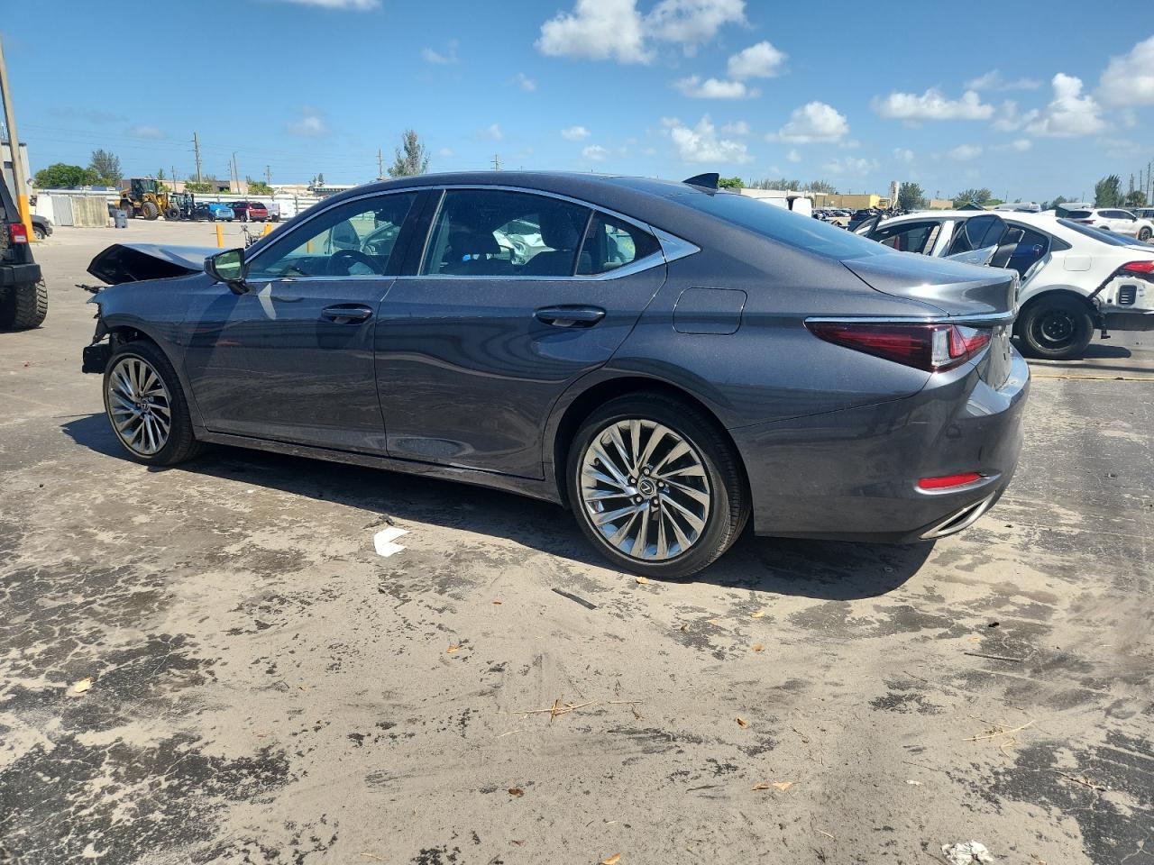 2024 Lexus Es 350 Base - Image 2