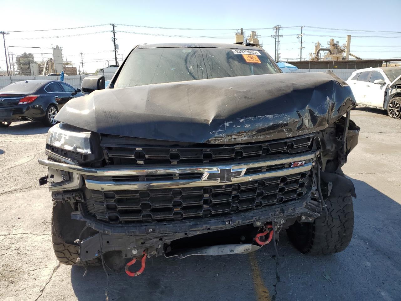 2022 Chevrolet Suburban K1500 Z71 - Фото 5