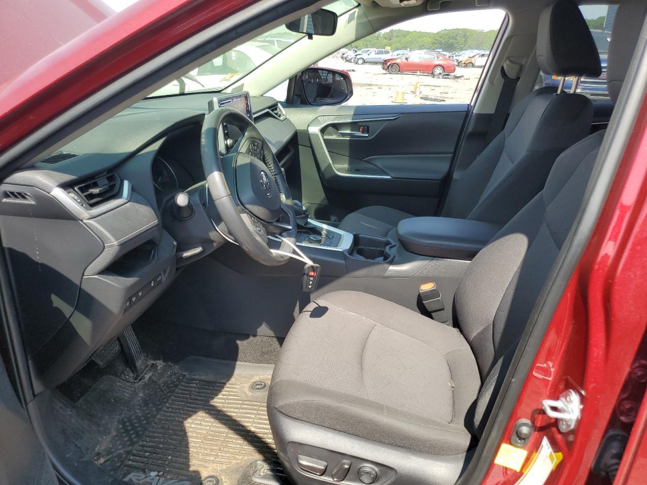 2019 Toyota Rav4 Xle - Image 7