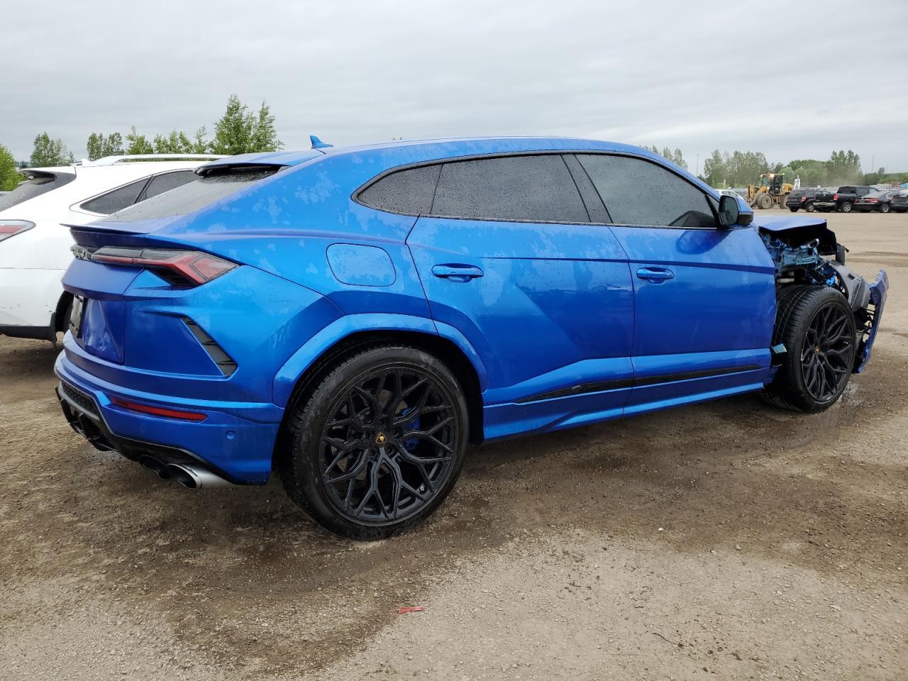 2022 Lamborghini Urus - Фото 3