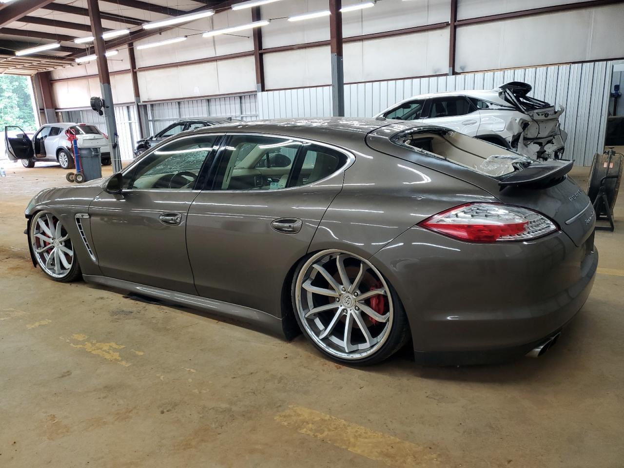 2010 Porsche Panamera Turbo - Фото 2