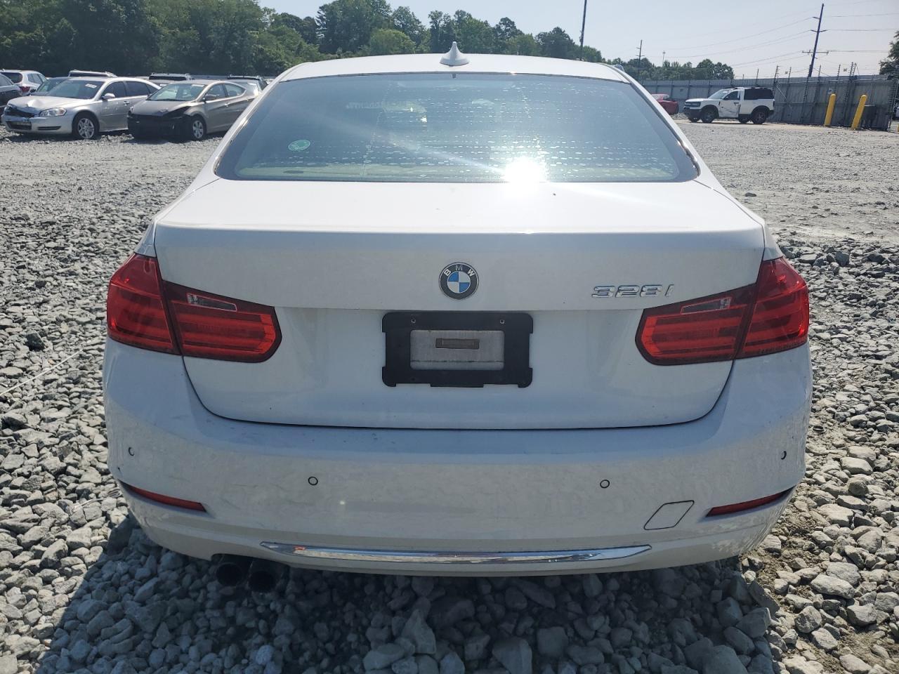 2012 BMW 328 I - Image 6