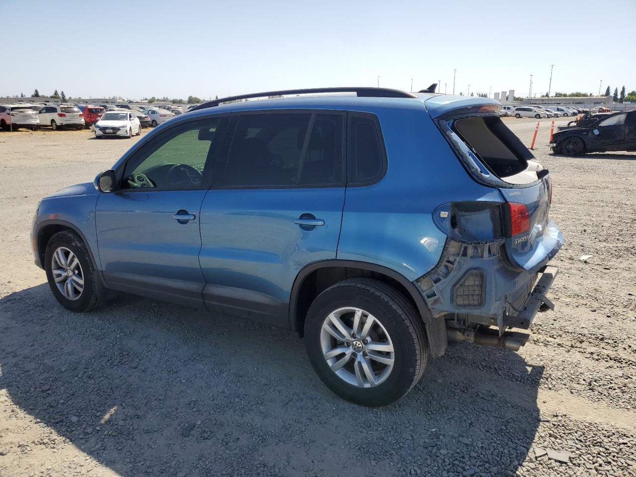 2017 Volkswagen Tiguan S - Image 2