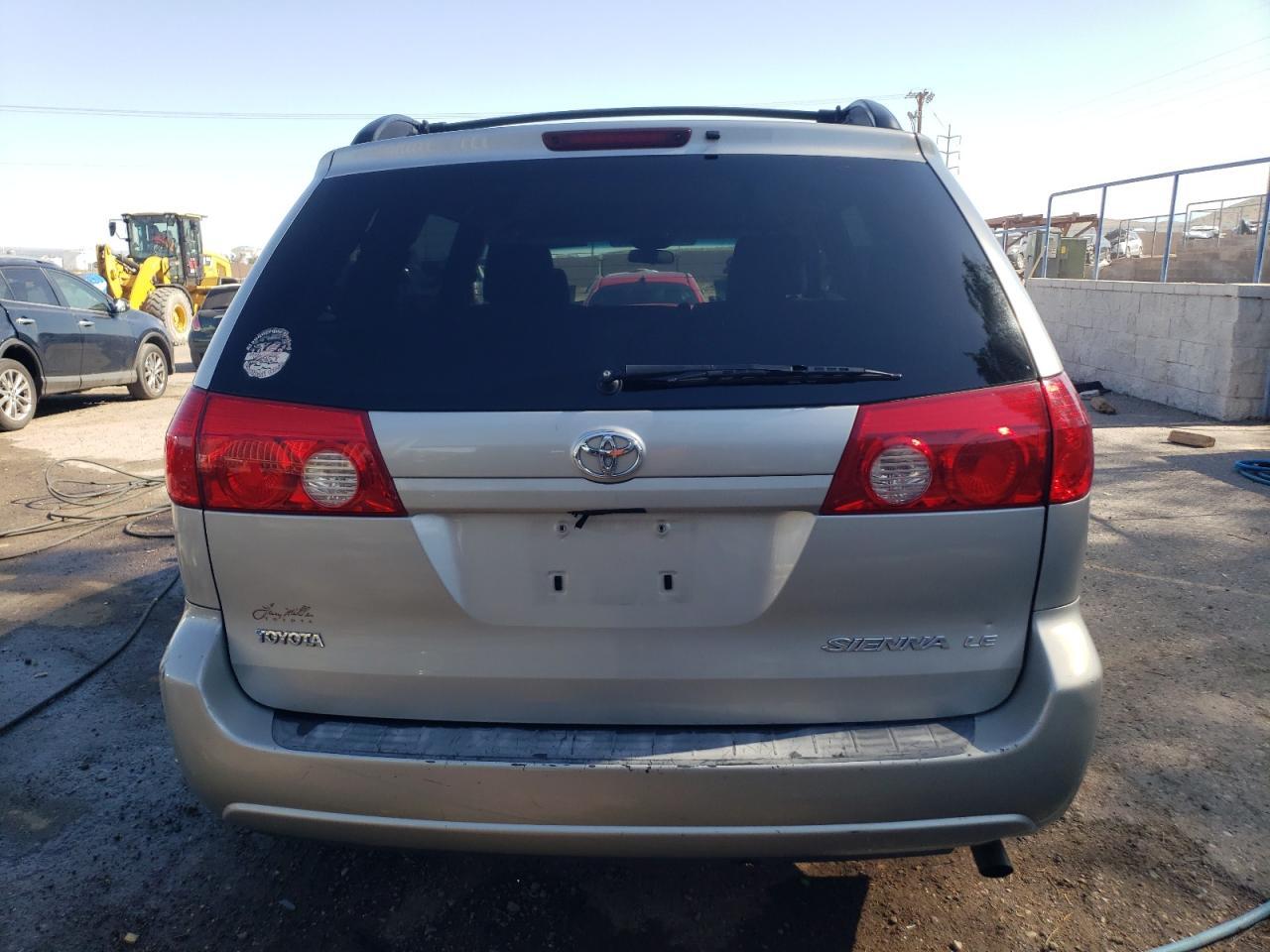 2007 Toyota Sienna Ce - Фото 6